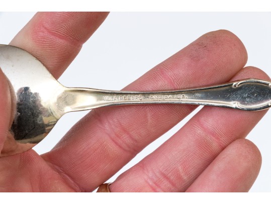 Three Partial Silver Plated Flatware Sets (98 Pcs): Rogers, Community & Oneida 