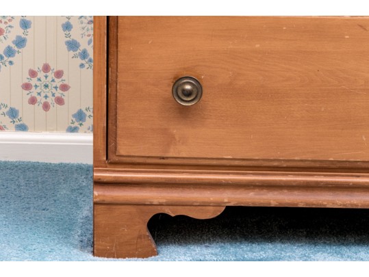 Colonial Style Maple Chest On Chest Set Of Drawers