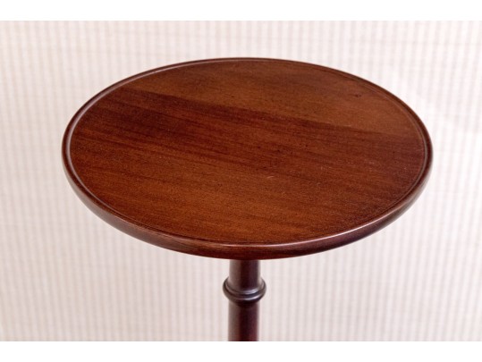 Georgian Style Mahogany Finished Fernstand