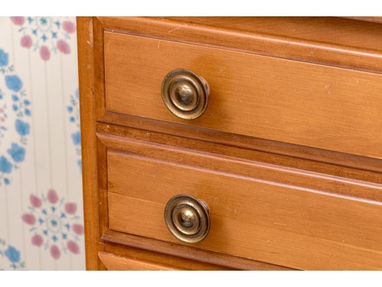 Colonial Style Maple Chest On Chest Set Of Drawers