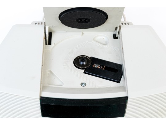 Bose Wave Radio With Controller