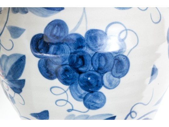 Set Of Three Simon Pearce Marked Graduated Blue And White Ceramic Pitchers