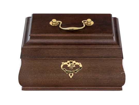 Virginia Metalcrafters Williamsburg Reproduction Tea Caddy