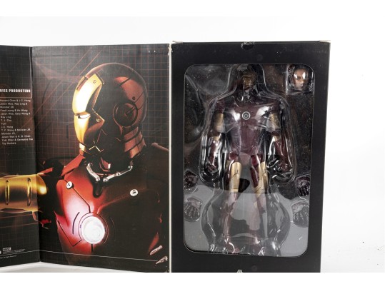 Hot Toys “Iron Man Mark III” 1/6 Scale Collectible Figure – Movie Masterpiece Series (MMS75)