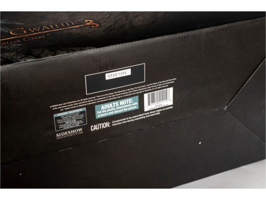 Sideshow Collectibles “Fell Beast Vs. Gwaihir” Diorama — The Lord Of The Rings: Battle Above The Black 