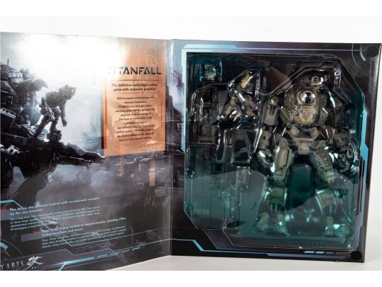 Titanfall Atlas Play Arts Kai Action Figure By Square Enix