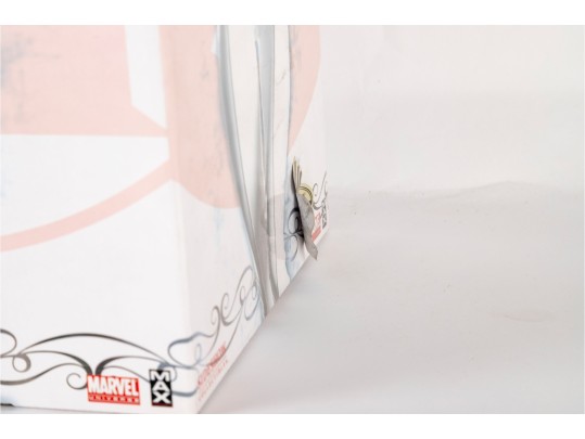 Marvel “Emma Frost” Premium Format Figure – Exclusive Edition