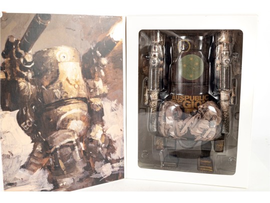 ThreeA “World War Robot” Figures – Large Martin & MK2 Bramble By Ashley Wood