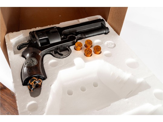 Hellboy II: The Golden Army – The Samaritan” Life-Size Prop Replica