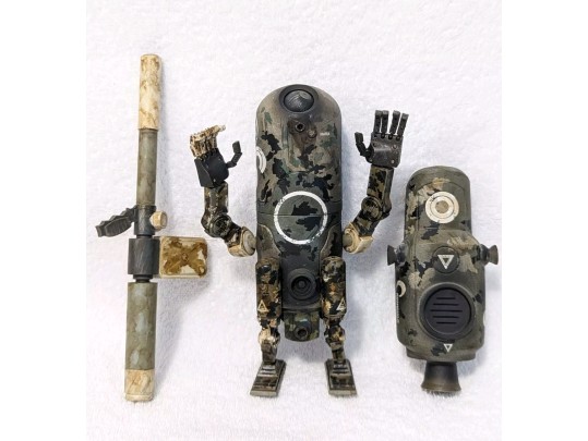 ThreeA World War Robot “4. Armstrong – Lunar Defence” Figure