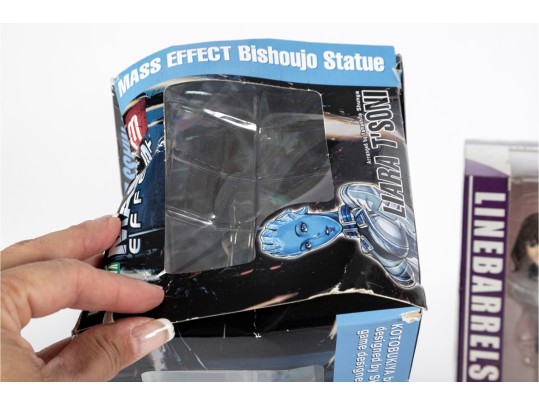 Pair Of Kotobukiya Bishoujo & Anime Figures – Mass Effect Liara T’Soni & Linebarrels Of Iron Miu Kujou