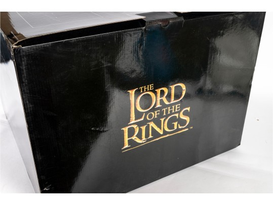 “The Lord Of The Rings: Barad-dûr – Fortress Of Sauron” Environment Statue