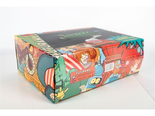 Futurama Planet Express Ship By Qmx Master Series – Boxed
