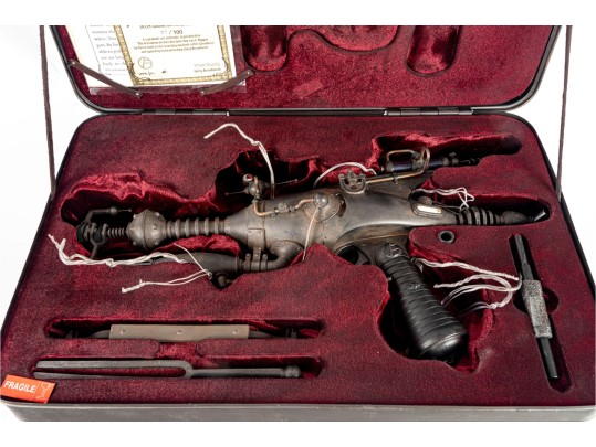 Weta Originals Dr. Grordbort’s F.M.O.M. Industries Wave Disrupter Gun – Limited Edition Prop Replica (#