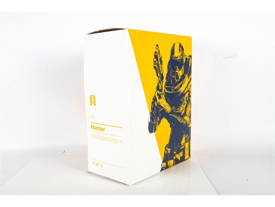 Destiny Hunter Figure By Threea – Boxed With Weapons Set