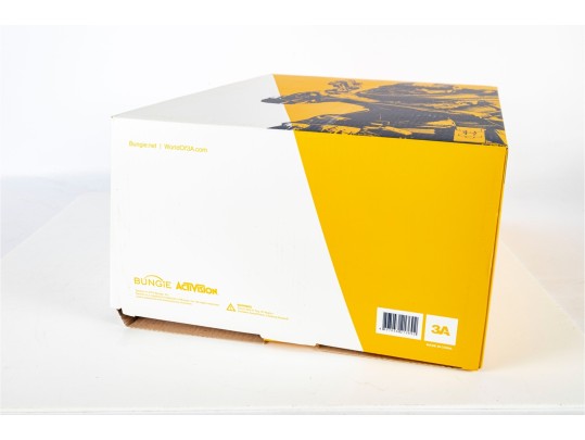 Destiny Hunter Figure By Threea – Boxed With Weapons Set