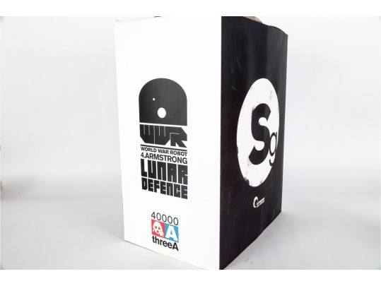 ThreeA World War Robot Armstrong – Rothchild Lunar Defense Edition