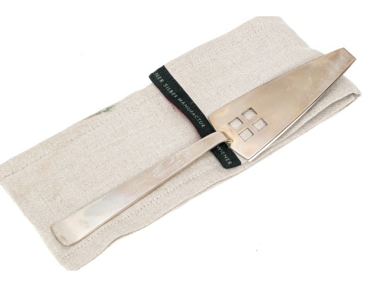 Vintage Josef Hoffmann Design Wiener Silber Maufactur Sterling Silver Cake Server    3.800 Troy Ozs.