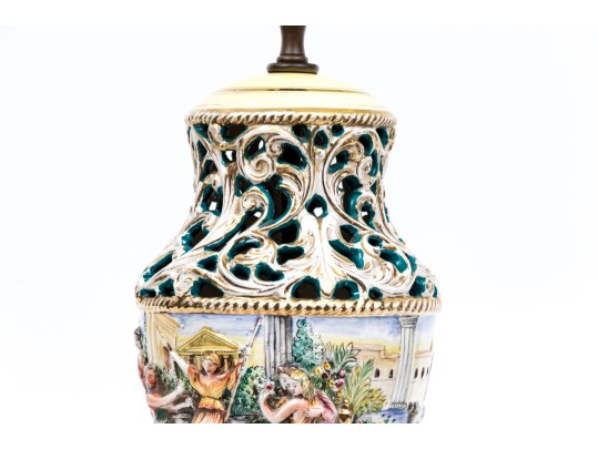 Italian Capodimonte Hand-painted Majolica Table Lamp