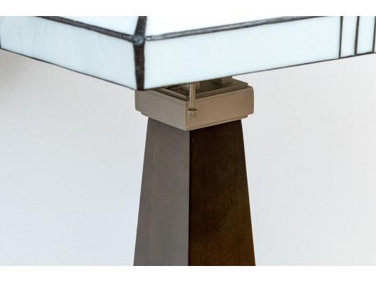 Vintage Arts And Crafts Style Slag Glass Table Lamp