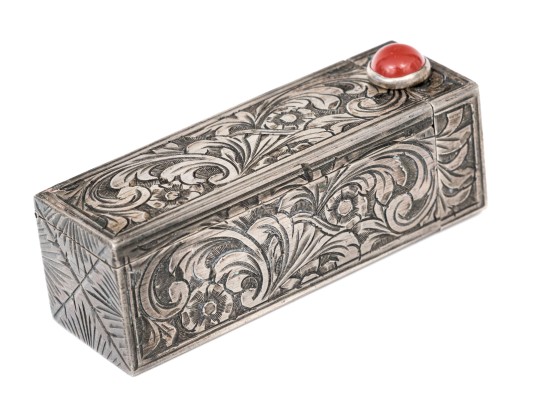 800 Italian Silver Lipstick Case    1.20 Troy Ozs. 