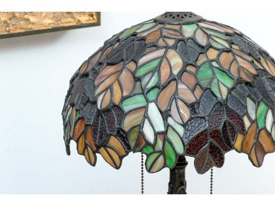Decorative Stained Glass Table Lamp