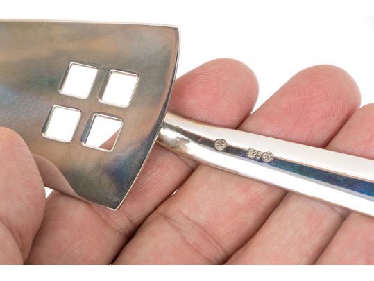 Vintage Josef Hoffmann Design Wiener Silber Maufactur Sterling Silver Cake Server    3.800 Troy Ozs.