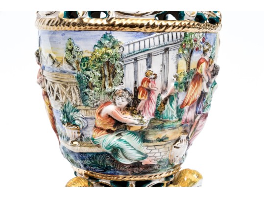 Italian Capodimonte Hand-painted Majolica Table Lamp