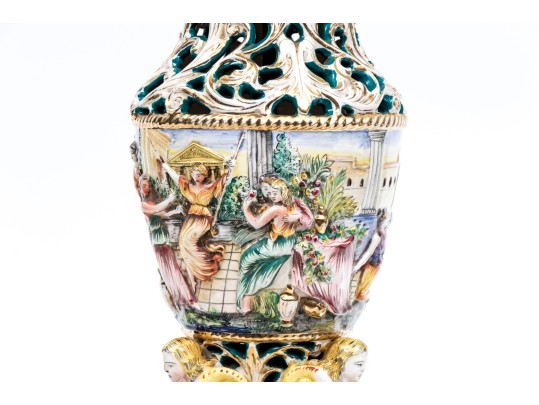 Italian Capodimonte Hand-painted Majolica Table Lamp