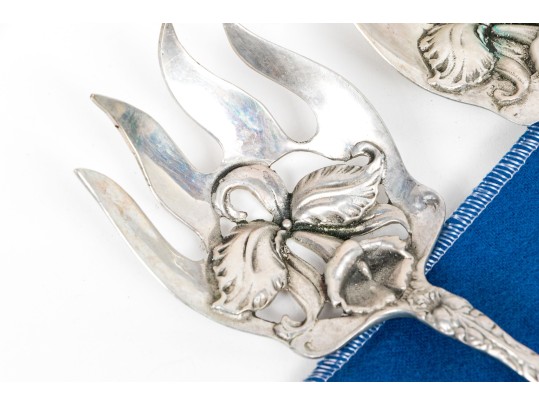 Pair Of Antique Sterling Silver Serving Fork And Spoon    8.620 Troy Ozs. 