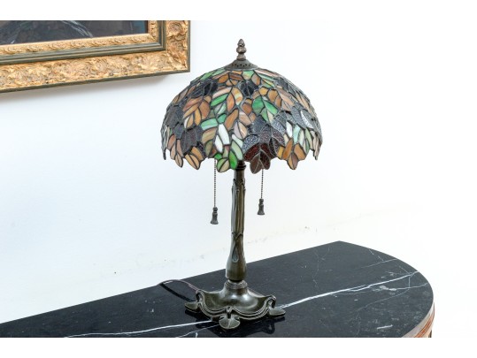 Decorative Stained Glass Table Lamp