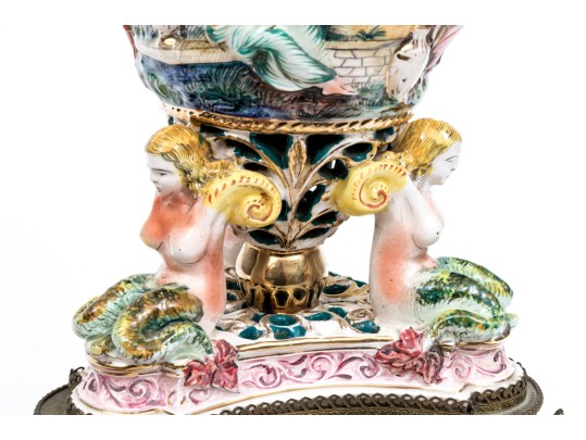 Italian Capodimonte Hand-painted Majolica Table Lamp