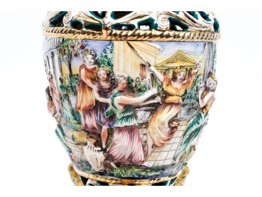 Italian Capodimonte Hand-painted Majolica Table Lamp