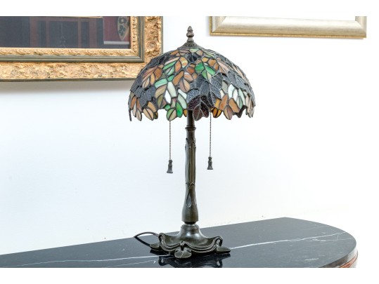Decorative Stained Glass Table Lamp