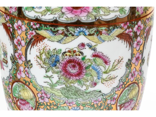 Two Decorative Chinese Porcelain Vases, 20th C. 