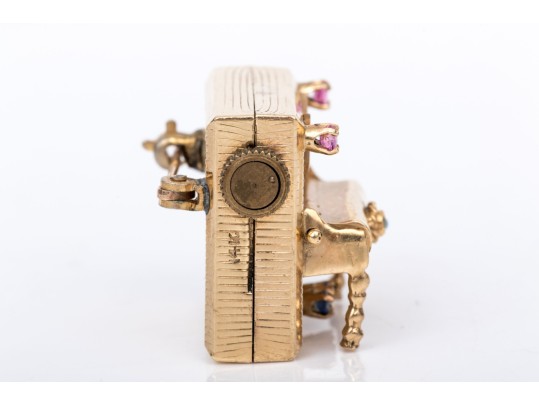 14k Yellow Gold Vintage Working Player Piano Brooch