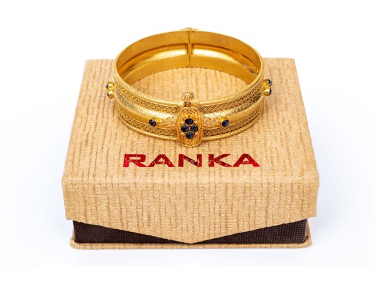 22k Yellow Gold Magnificent Wide Ornate Cabachon Sapphire Set Hinged Bangle Bracelet