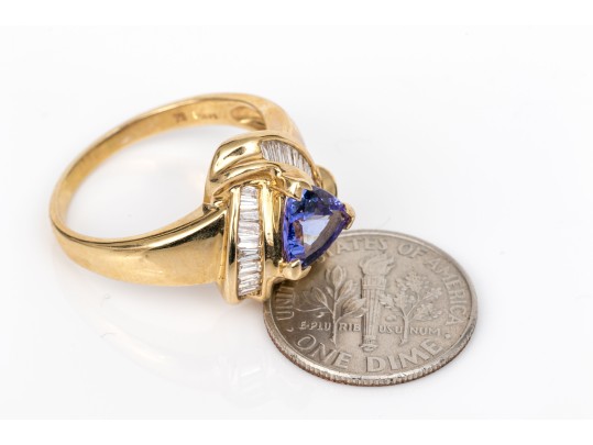 14k Yellow Gold Fabulous Contemporary Tanzanite And Baguette Diamond Halo Ring, Size 8.75