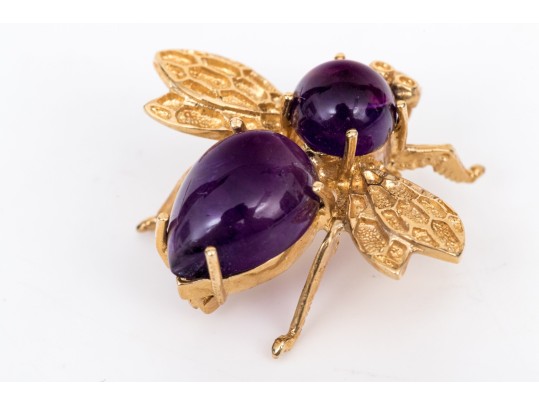 14k Yellow Gold Cabachon Amethyst Set Bee Brooch