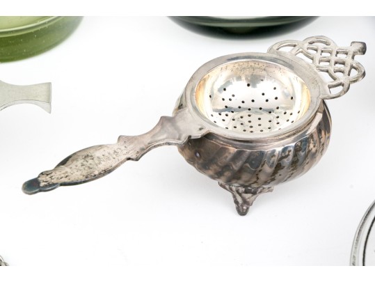 Nine Piece Assembled Wine Lot