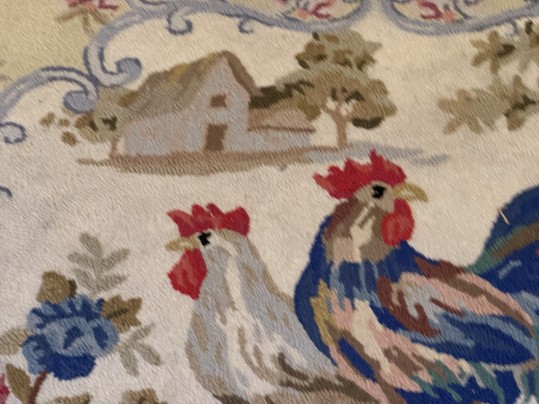 Hand-Hooked Circular Wool Rooster Motif Carpet, 3’-11” Diameter