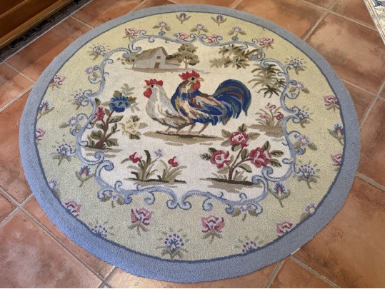 Hand-Hooked Circular Wool Rooster Motif Carpet, 3’-11” Diameter