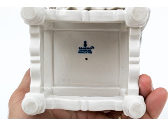 Lladro Hand-painted Porcelain Girl In Throne Chair