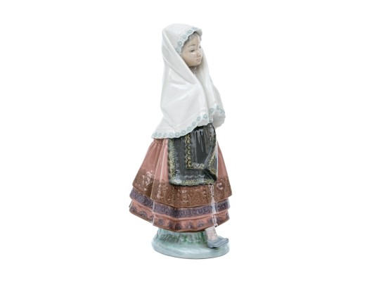 Lladro Hand-painted Porcelain Figure Of A Girl With Dress And Head Scarf