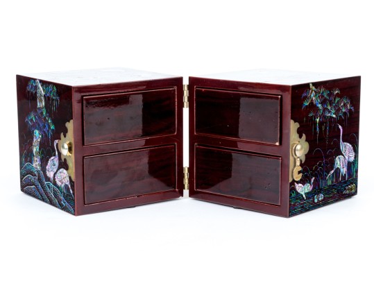 Japanese Shell Embellished Hinged Jewelry Box