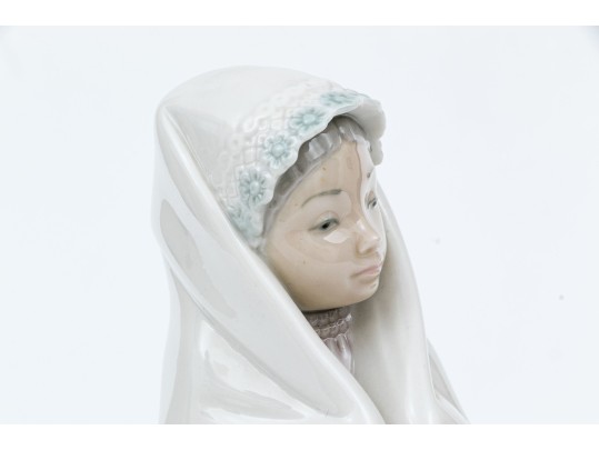 Lladro Hand-painted Porcelain Figure Of A Girl With Dress And Head Scarf