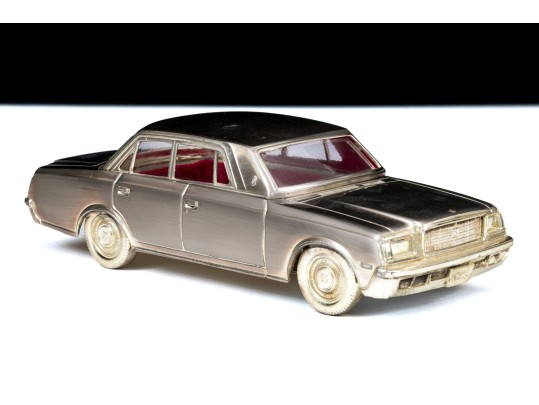 Century Toyota Form Metal Lidded Cigarette Case