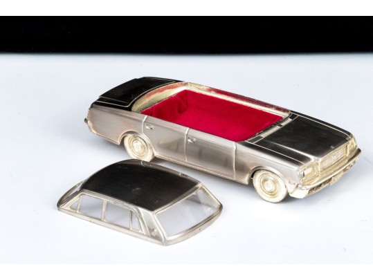 Century Toyota Form Metal Lidded Cigarette Case