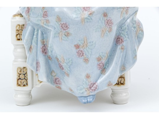 Lladro Hand-painted Porcelain Girl In Throne Chair