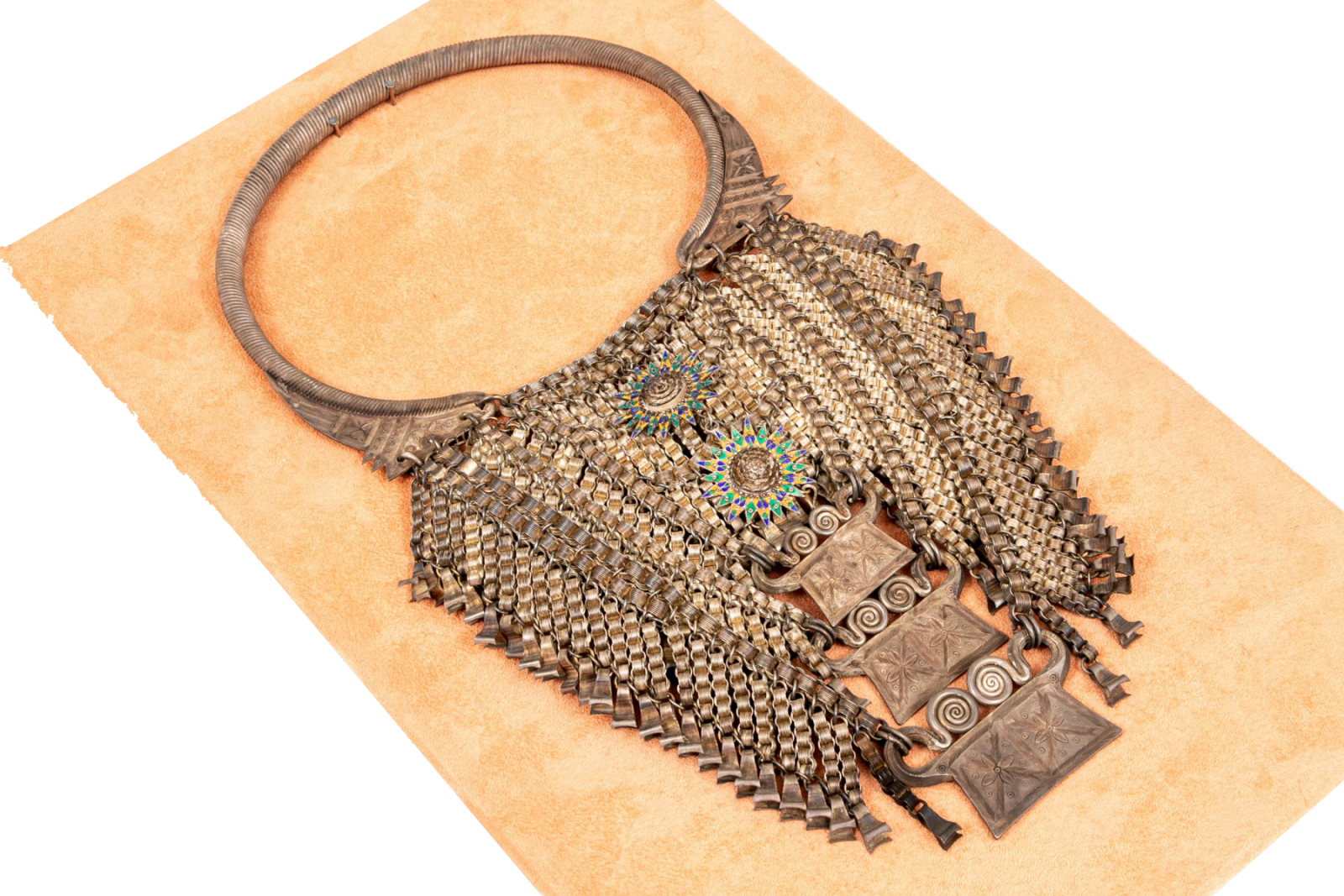 The Estate & Lifetime Collection of Barbara J. Paul: Elaborate tribal chained pectoral ornament 